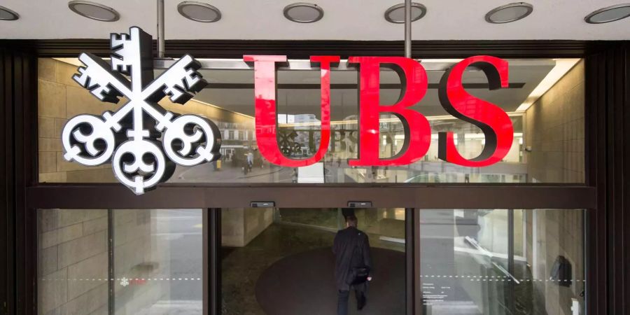 UBS Filialen Schweiz Negativzinsen