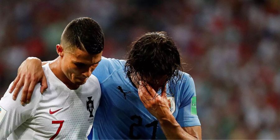 Ronaldo führt Cavani zur Seitenlinie