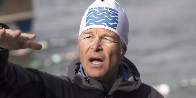 Muss sein Sibirien-Abenteuer aus gesundheitlichen Gründen abbrechen: Extremschwimmer Ernst Bromeis. (Archivbild) Muss sein Sibirien-Abenteuer aus gesundheitlichen Gründen abbrechen: Extremschwimmer Ernst Bromeis. (Archivbild)