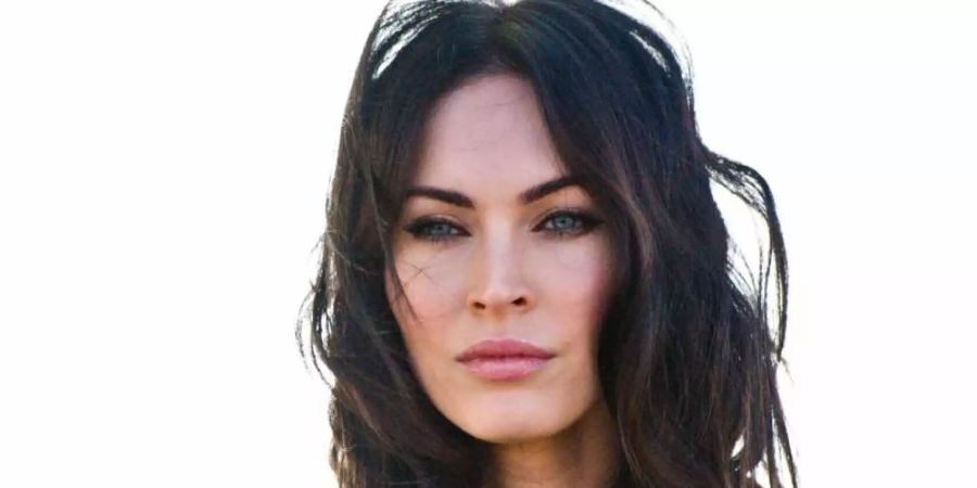 Megan Fox möchte ihren Sohn selbst entscheiden lassen - auch bei der Kleiderwahl. Foto: Britta Pedersen