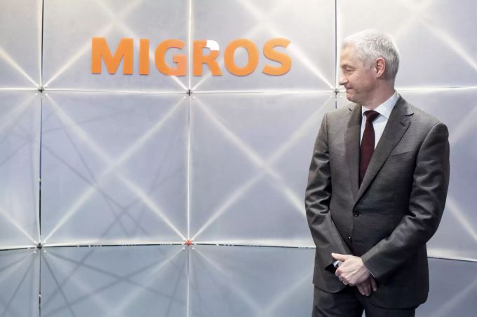 Fabrice Zumbrunnen, Chef der Migros, baut um. Migros