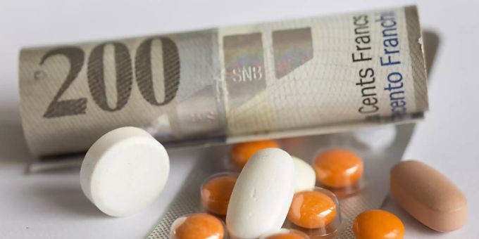 Günstigere Medikamente: Der Bund hat seine dreijährliche Preissenkungsrunde abgeschlossen. Insgesamt 450 Millionen Franken konnten eingespart werden. (Themenbild) Günstigere Medikamente: Der Bund hat seine dreijährliche Preissenkungsrunde abgeschlossen. Insgesamt 450 Millionen Franken konnten eingespart werden. (Themenbild)