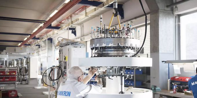 Wegen der flauen Nachfrage aus der Autoindustrie reduziert der Bieler Präzisionsmaschinenhersteller Mikron die Kapazitäten am Tessiner Standort Agno weiter. Dies führt zu 25 Kündigungen. (Archiv) Mikron Gruppe