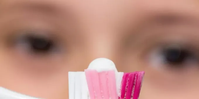 Fluorid Im Faktencheck Ab Wie Viel Zahnpasta Droht Gefahr