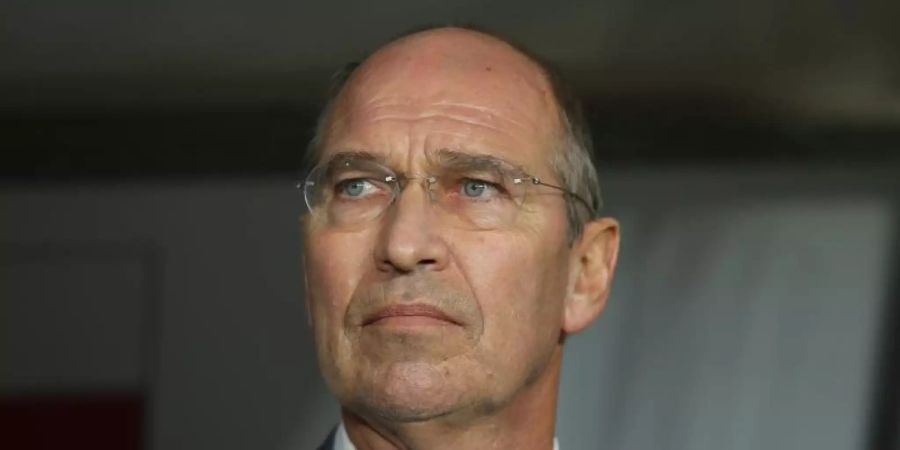 Führte die australische Nationalmannschaft 2010 als Cheftrainer zur WM: Pim Verbeek. Foto: Kamran Jebreili/AP/dpa