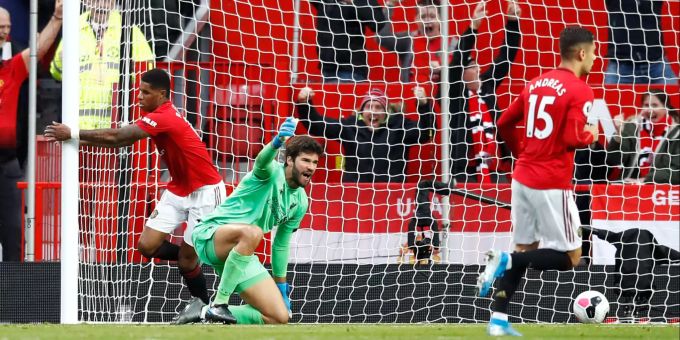 Liverpool lag nach dem Tor von ManUtd-Stürmer Marcus Rashford (links) mit 0:1 hinten. Liverpool