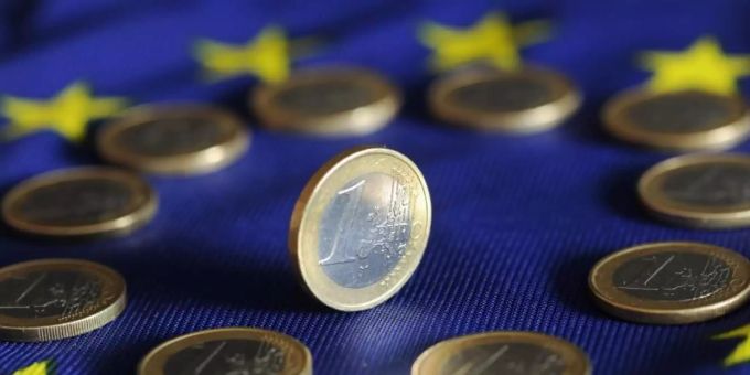 Der Aussenhandel der Eurozone entwickelt sich verhalten. Foto: Uli Deck/dpa Eurozone