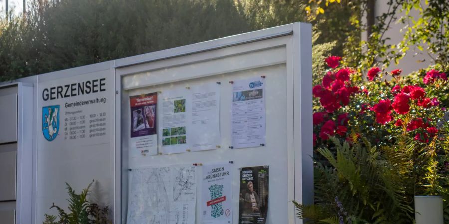 Das Gemeindeschild in Gerzensee.