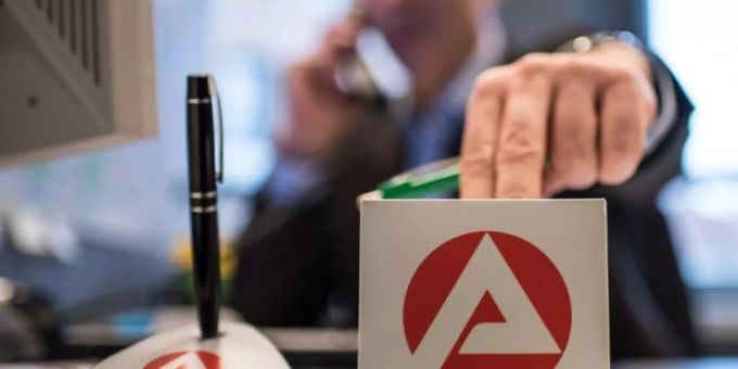 Mitarbeiter der BA Mitarbeiter der BA