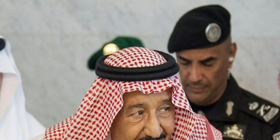 König Salman und sein Leibwächter, General Fagham