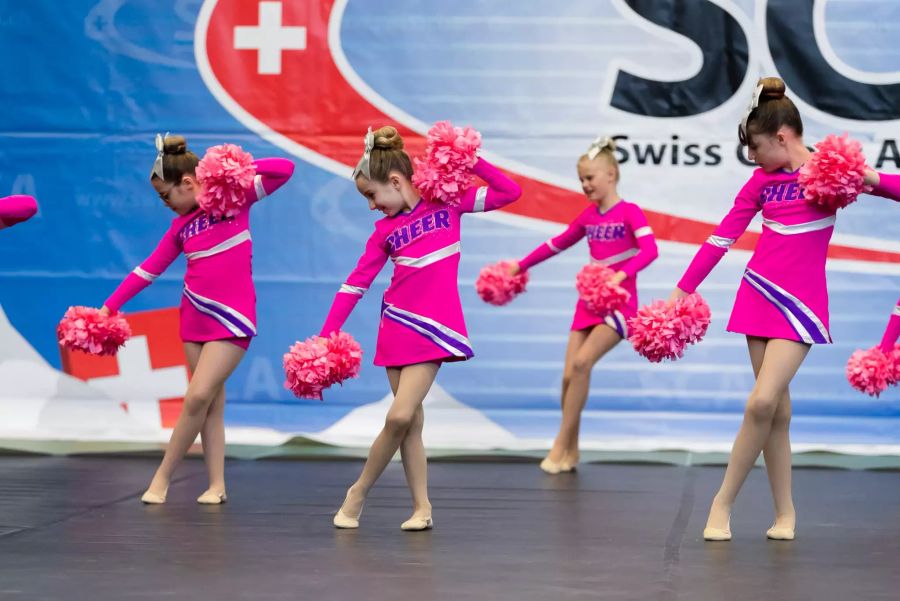 Pink Ladies Cheer Uster