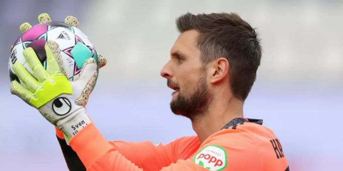 Der HSV und Sven Ulreich gehen getrennte Wege. Foto: Friso Gentsch/dpa/Archivbild Der HSV und Sven Ulreich gehen getrennte Wege. Foto: Friso Gentsch/dpa/Archivbild