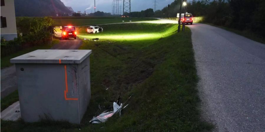 Das Fahrzeug stiess in diesen Stromverteilkasten.