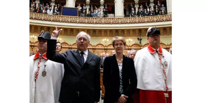 Tempi passati: Johann Schneider-Ammann bei seiner Wahl zum Bundesrat 2010. Tempi passati: Johann Schneider-Ammann bei seiner Wahl zum Bundesrat 2010.
