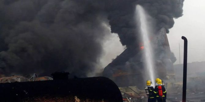 Feuerwehrmänner im Einsatz in China.