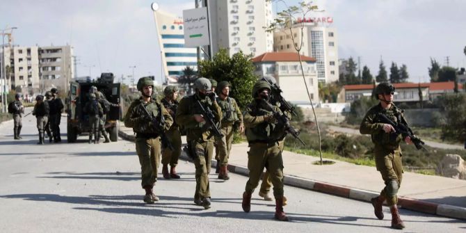 Israelische Soldaten in der Stadt Ramallah.