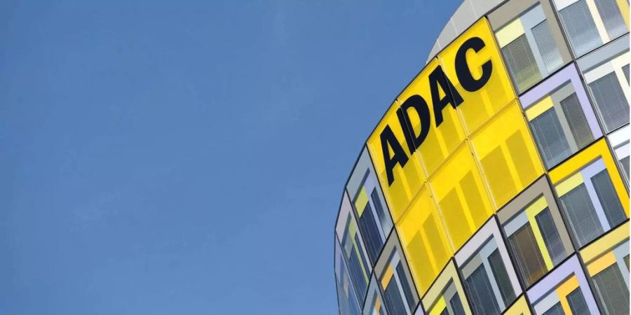 Das Logo des Automobilclubs ADAC.