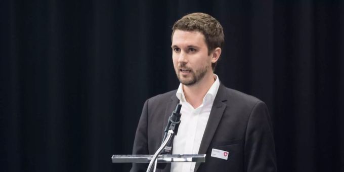 GLP-Grossrat Michael Köpfli lancierte im Berner Parlament einen Vorstoss zur Lockerung des Feiertagsgesetzes. GLP-Grossrat Michael Köpfli lancierte im Berner Parlament einen Vorstoss zur Lockerung des Feiertagsgesetzes.