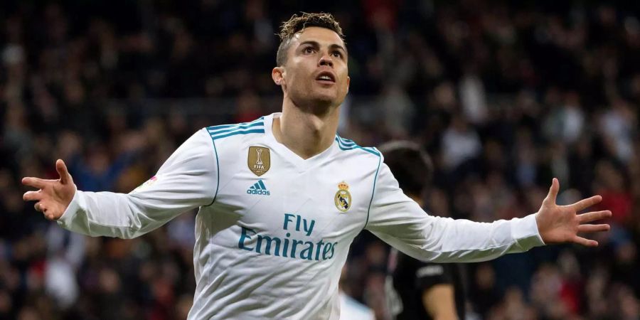 Cristiano Ronaldo ist weiterhin in Topform. Beim 6:3 gegen Girona trifft der Real-Star nicht nur im achten Spiel in Folge, sondern erzielt gleich vier der sechs Treffer selbst. Damit feiert der Portugiese ein Jubiläum: Es ist sein 50. Karriere-Hattrick.