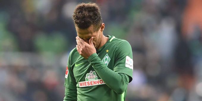 Werder Bremen verliert am Sonntag zu Hause 0:3 gegen den FC Augsburg. Werder Bremen verliert am Sonntag zu Hause 0:3 gegen den FC Augsburg.