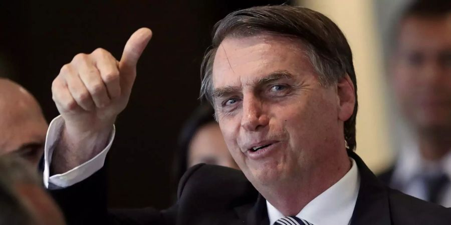 Jair Bolsonaro, künftiger Präsident von Brasilien, winkt Unterstützern