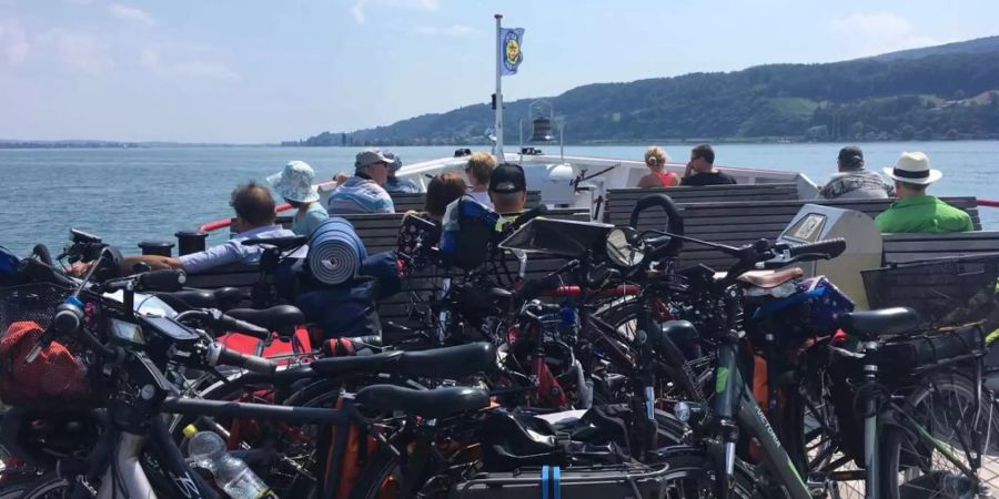 Wenn das Schiff zum Fahrradtransporter wird: Bodensee.