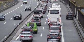 Graubünden - Verkehrsmessungen zeigen Ausmass des Pfingststaus Graubünden - Verkehrsmessungen zeigen Ausmass des Pfingststaus