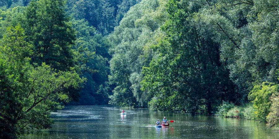 Die Altmühl im Landkreis Eichstätt ist nicht immer so idyllisch. Am Wochenende ist in dem Fluss ein Junge gestorben.