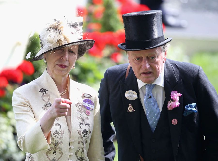 Prinzessin Anne und Camillas Ex-Mann Andrew Parker Bowles sind bis heute eng befreundet.