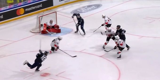 Gegen Finnland - Die Schweiz verliert an der U18 Eishockey WM