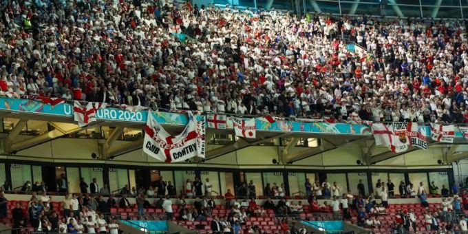 Wollten Arena stürmen - Fan-Chaos bei EM-Final «kollektives Versagen» Wollten Arena stürmen - Fan-Chaos bei EM-Final «kollektives Versagen»