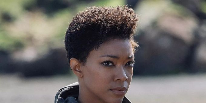 Michael Burnham (Sonequa Martin-Green) und ihre Crew von «Star Trek Discovery» kommen doch früher als erwartet zurück nach Deutschland. Michael Burnham (Sonequa Martin-Green) und ihre Crew von «Star Trek Discovery» kommen doch früher als erwartet zurück nach Deutschland.