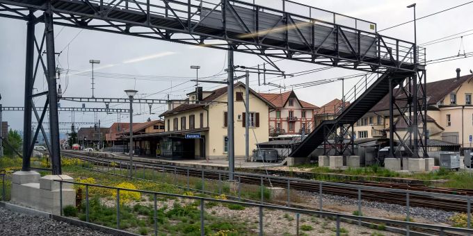 Der Bahnhof der Gemeinde Kerzers. Der Bahnhof der Gemeinde Kerzers.