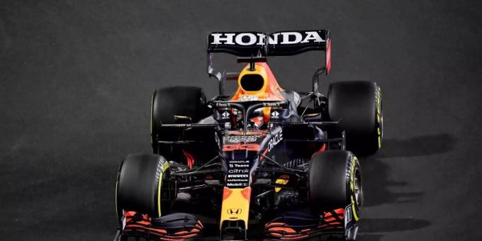 Fuhr im Abschlusstraining in Saudi-Arabien die Bestzeit: Max Verstappen. Foto: Hasan Bratic/dpa Fuhr im Abschlusstraining in Saudi-Arabien die Bestzeit: Max Verstappen. Foto: Hasan Bratic/dpa