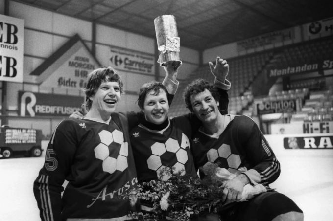 Die Sturmlinie, Guido Lindemann, Markus Lindemann und Barry Jenkins im Jahr 1980. EHC Arosa EHC Thun