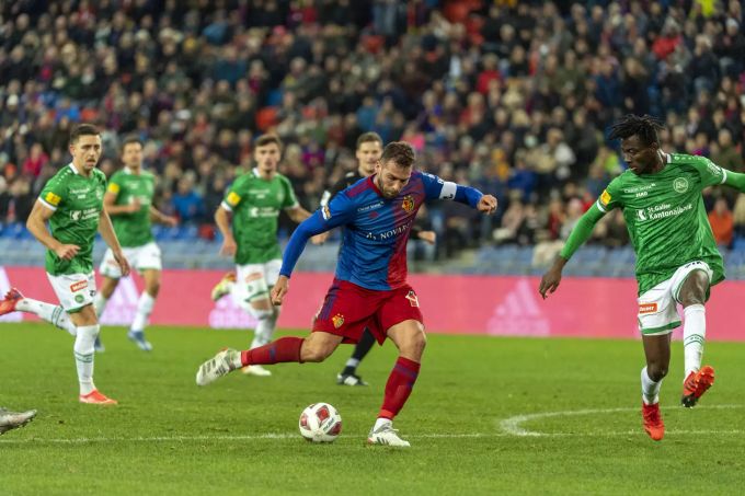 Pajtim Kasami (FC Basel) im Spiel gegen den FC St.Gallen. FC Basel Pajtim Kasami