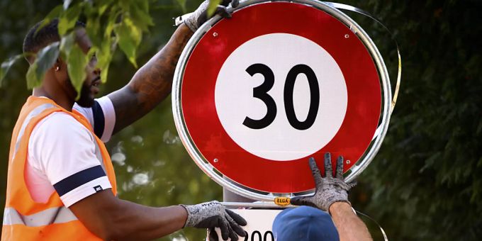 Tempo-30-Zonen sorgen in der Schweiz vielerorts für Diskussionen. (Archivbild) Tempo-30-Zonen sorgen in der Schweiz vielerorts für Diskussionen. (Archivbild)