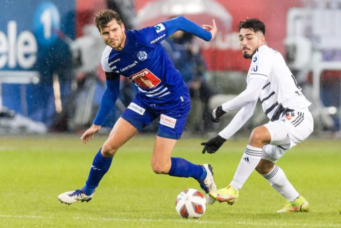 Pascal Schürpf und sein FC Luzern bleiben nach der Heimniederlage gegen den FC Basel weiter auf dem letzten Platz. FC Luzern