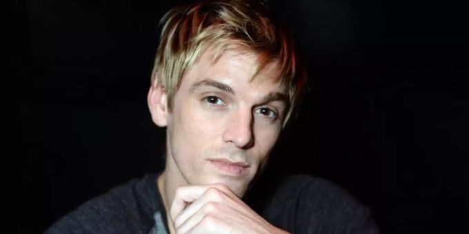 US-Sänger Aaron Carter hat sich eine Woche nach der Geburt seines ersten Kindes von seiner Verlobten getrennt. Foto: Britta Pedersen/dpa-Zentralbild/dpa US-Sänger Aaron Carter hat sich eine Woche nach der Geburt seines ersten Kindes von seiner Verlobten getrennt. Foto: Britta Pedersen/dpa-Zentralbild/dpa