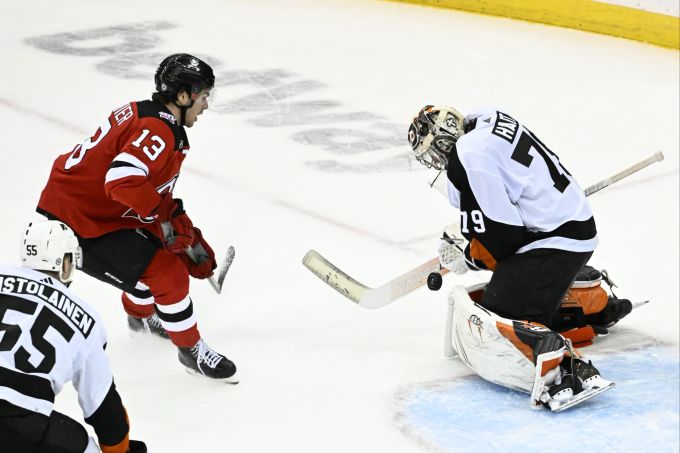 Nico Hischier und die Devils verlieren in der NHL erneut. NHL