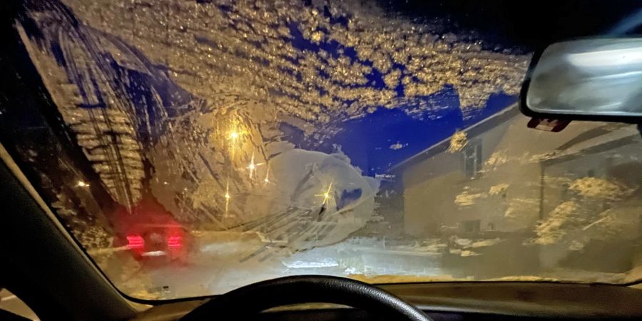Kanton Luzern - Polizei stoppt erneut Autos mit vereisten Scheiben