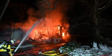 Eggersriet: Vollbrand eines Wohnhauses mit Remise