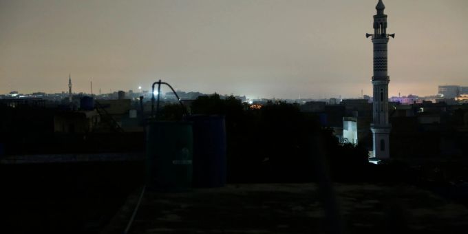 Nach schweren Kämpfen zwischen Sunniten und Schiiten ist die Stadt Kurram in Pakistan von der Versorgung abgeschnitten. (Archivbild) Dunkelheit