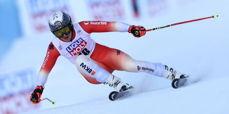 Die Schweizerinnen um Wendy Holdener verpassen im Sestriere-Riesen den Sprung auf das Podest.