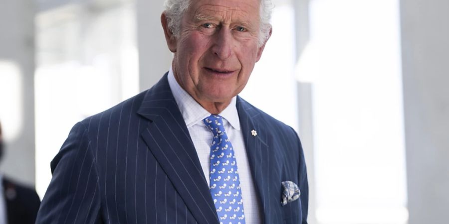 ARCHIV - Charles, Prinz von Wales, nimmt an einem Runder-Tisch-Gespräch über nachhaltige Finanzen in Ottawa, Ontario, im Rahmen der Canadian Royal Tour teil. Foto: Justin Tang/The Canadian Press via AP/dpa - ACHTUNG: Nur zur redaktionellen Verwendung und nur mit vollständiger Nennung des vorstehenden Credits