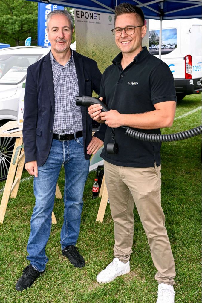 David Bouwer, Beratung und Verkauf Eponet (l) und Edrop Geschäftsführer Patrick Wahl (r).