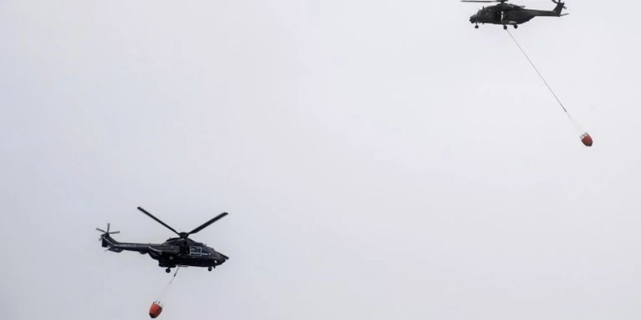 Löschhubschrauber der Bundespolizei