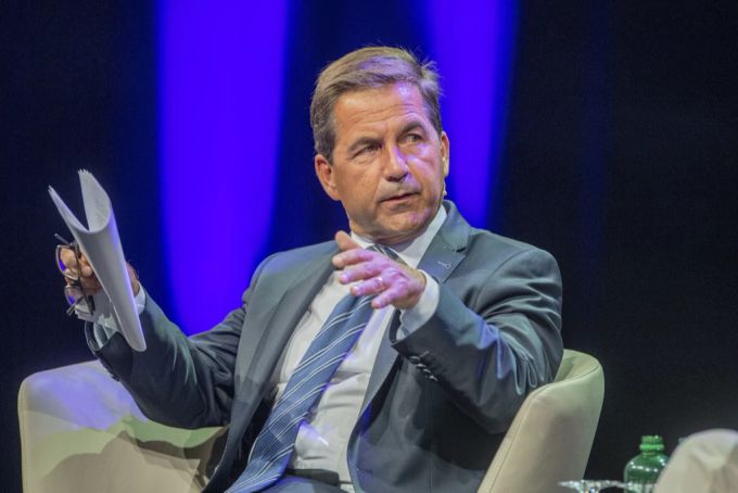 Walter Thurnherr rief die Medien zu mehr Rücksicht und Respekt auf. Walter Thurnherr