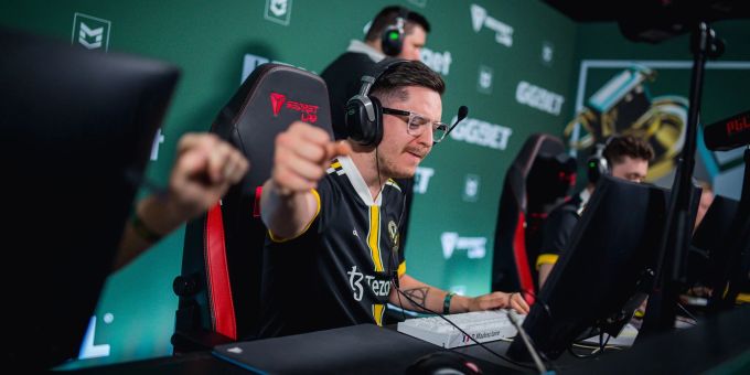 Team Vitality um Spielführer apEX (Mitte) hat gute Chancen auf den Einzug in die Legends Stage des PGL Majors. Team Vitality um Spielführer apEX (Mitte) hat gute Chancen auf den Einzug in die Legends Stage des PGL Majors.