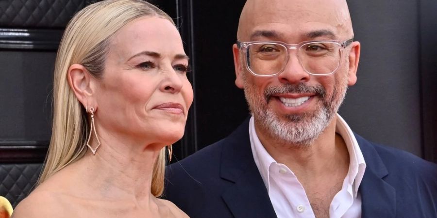 Chelsea Handler im Mai 2022 mit Jo Koy.